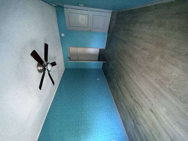 610 Ferry Road - 14