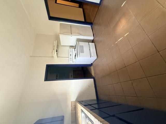 5006 AVENUE M #4